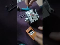 How to replace the extruder head mold heating tube?