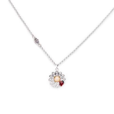 China TRENDY Most Popular Best Selling Daisy Ladybug Necklace Sign Necklace Pendants Charm Chain Necklaces For Women Gift for sale