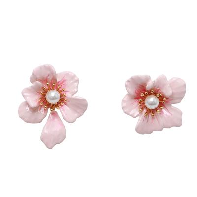 China Cute special hot sale cute rose flower gradient rose earrings simple cold wind jewelry design temperament niche for sale