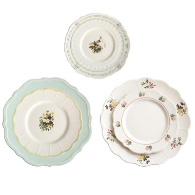 China Small Fresh Retro Style Dessert Pastoral Style Floral Ceramic Dish Sustainable Wedding Plates Dinnerware Sets for sale