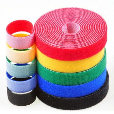 China Fabric Fastener Adhesive Tape Strong Glue Hook and Loop Magic Tapes Sewing Supplies Sticker Nylon Adhesive for sale