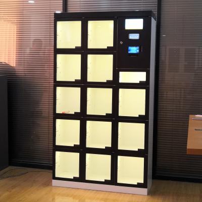 中国 SDK Hotel Food Clothes Vending Machine With Credit Card Payment Cabinet 販売のため