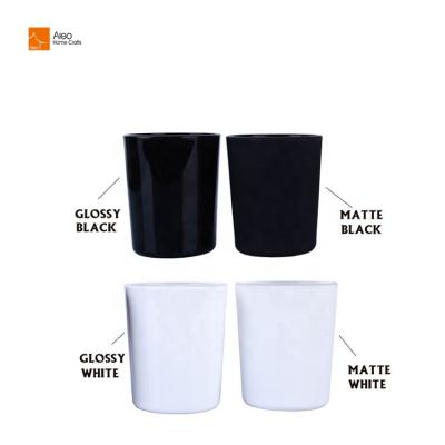 China Bars Wholesale Classic Black Matte Glossy Round Candle Holder Candle Glass Packaging Jar Ships Factory Wholesale for sale