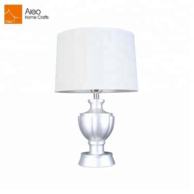 China Popular Silver Usb E26 Socket Hotel LED Bedroom Bedside Table Lamp Lighting Cfl for sale