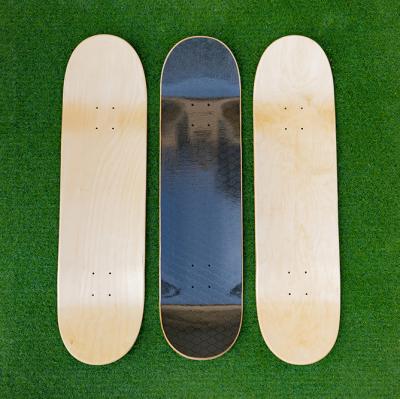 China 7.75 7.874 8.0 Adult Skateboard Carbon Fiber Skateboard 8.25 OEM Logo Board Skate Canadian Maple for sale