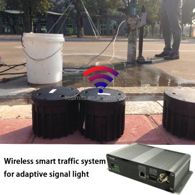 China Vehicle Counting Long Battery Life Vehicle Detection Embedded Wireless Magnetic Sensor For Intersection Traffic Management for sale