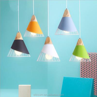 China Modern Nordic Unique Art Color Badminton Style Chandelier 3 Macarons in 1 or 1*E27 Holder for Home for sale