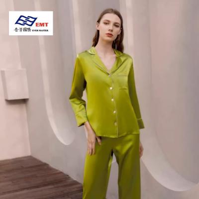 China Breathable 2023 New Arrivals Women Sleepwear Optional Color Long Sleeve Silk Robe for sale