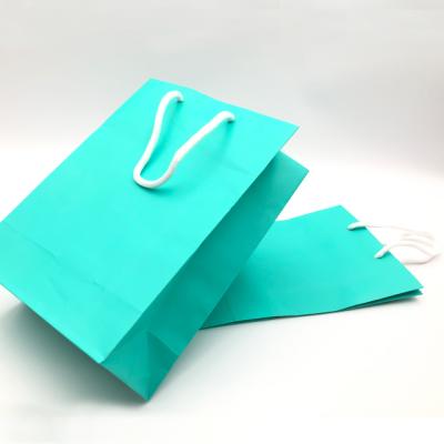 China Low Price Fancy Gift Outdoor Waterproof Bag Made In Taiwan Paper Bags For Shopping for sale