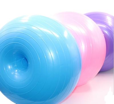 China Anti-Shatter 50cm 45cm Anti-Shatter PVC Apple Donut Ball Donut Yoga Ball Gym Fitness Ball for sale