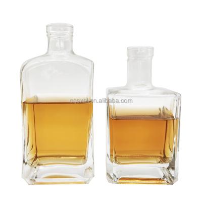 China Clear Beverage Square 75CC Perfectly Mixed Gin Whiskey Bottles 750ML for sale