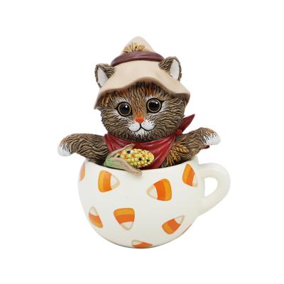 China Cute Beautiful Cat Resin Cat Figurine in Professional Custom 3D RESIN CAT, PLANAR RESIN Customization for sale