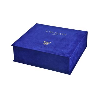 China Handmade Luxury Blue Cardboard Box Apparel Packaging Gift Storage Boxes for sale