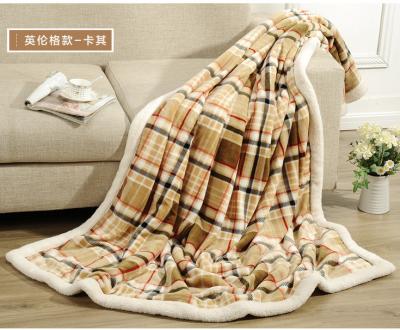 Cina Coperta molle eccellente della flanella del plaid del poliestere, coperta tricottata del tiro della peluche di caduta in vendita