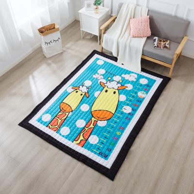 China Environmental cartoon desgin children crawl skid resistance quilted carpet à venda