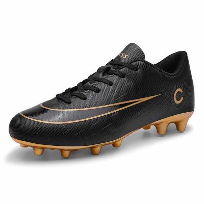 China Mens Soccer Shoes China Logo Quality Assurance New Design 2020 Custom Spiked Football Boots Outdoor Soccer Shoes Men for sale