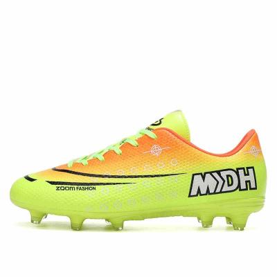 China Mens Soccer Shoes 2020 New Design Logo Assurance Custom Indoor And Outdoor Soccer Sports Shoes Mens Soccer Shoes for sale