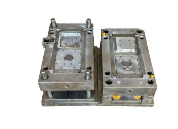 China OEM Sub Gate Precision Injection Mould Electronic Products Plastic Injection Molding for sale