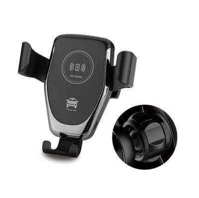 China 2020 Amazon 10W Q12 Hot Selling High Speed ​​Hot Selling Fast Mobile Car Mount Holder Qi Auto Wireless Charger For Phone for sale