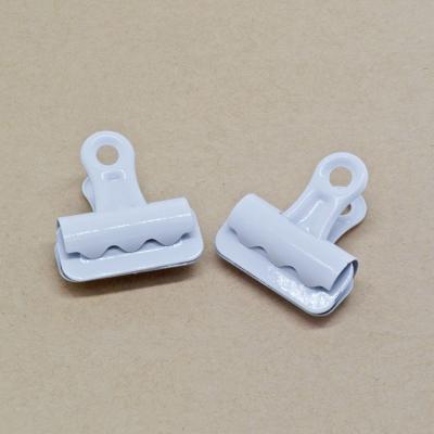 China Custom Metal Dongguan Factory Price Best Office Stationery Paper Clip, White Bulldog Clip, Metal Paper Clip 32mm for sale