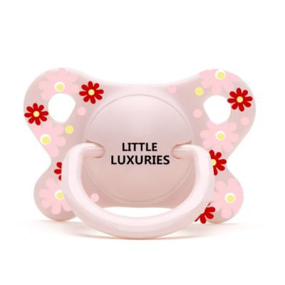 China Customized BPA Free BPA Free Logo Pacifiers Cute Newborn Baby Lovely Breastfed Babies Day and Night Baby Pacifier for sale