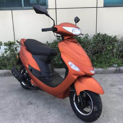 China Aluminum Traditional Cheap Price 50cc Gasoline Scooter for sale