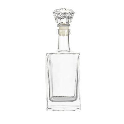 China Square Empty 250ml 350ml 500ml Brandy Glass Bottle With Lid from Recyclable Glass Bottle Wholesale Supplier for sale