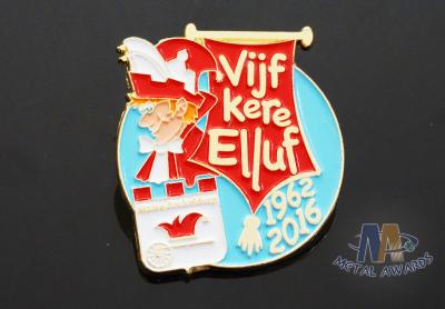 China Custom Design Metal Carnival Lapel Pin Badges, Soft Enamel Or Hard Enamel With Butterfly Clutch for sale