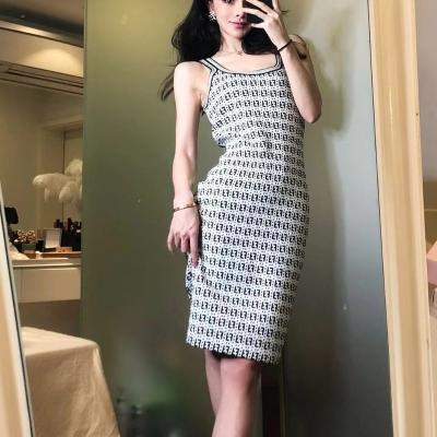 China Good Quality Retro Good Quality Anti-wrinkle U-neck Hot Sale Contrast Color Dress Camisole Black And White Dress For Women for sale