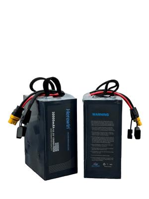 중국 30000mAh 53.2V 25C 리포 UAV 배터리 소프트 팩 14s 리포 배터리 판매용