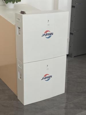 China Jarwin Uso doméstico 5.12kwh Sistema de almacenamiento de energía Solución de batería 81kg Todo en uno con inversor en venta