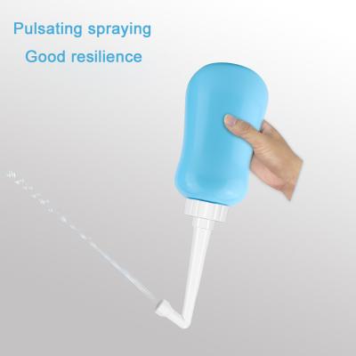 China 600ml Easy Installation Bidet EVC Portable Hotel Bidet Removal Bottle for sale