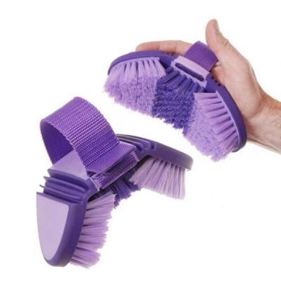 China High Quality Viable Bent Flexible Horse Cleaning Hair Brush for sale