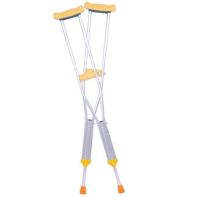 China Rehabilitation Centre Adjustable Aluminum Walking Cane Underarm Crutches Axillary Crutches For Disabled And Old for sale