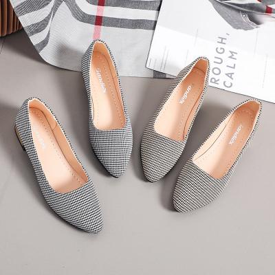 China Customizable Wholesale Women Elegant Shoes Lady Low Heel Office Shoes New Fashion Trend Design for sale