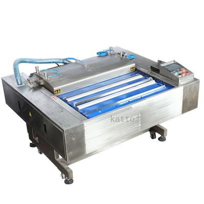 China Automatic Food Carry On Type Rotary Belt Rolling Vacuum Packing Machine for sale