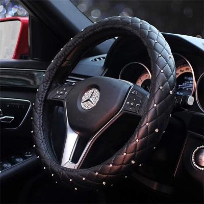 China Diamond Hot Sale Steering Wheel Cover PU Leather Auto Car Steering Wheel Crystal Bling Anti-Slip Case Universal 15 Inch for sale