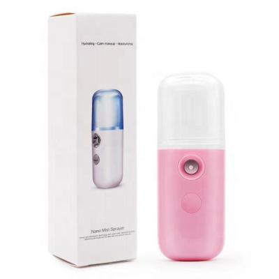 Cina 2020 hot sales Portable recharge spray electric water fine facial nano mist sprayer face steamer in vendita