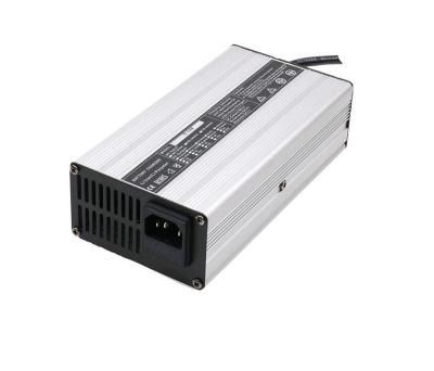 China Automatically 24V 48V72V LiFePo4 Battery Charger Lead Acid Battery Charger Lithium Battery Chargers Automatically 25X12X7CM for sale