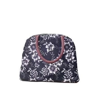 China Fashion New Fashion Water Resistant Portable Black Heat Insulation Flower Pattern Lunch Bag OEM Amazon 2022 Custom Made for sale