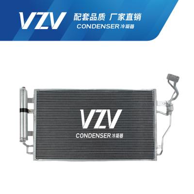 China El condensador de aire acondicionado automático de Nissan SYLPHY BEOZ / VENUCIA 92100-3NLOA/92100-3NL1B en venta