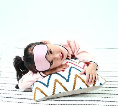 China Anti-wrinkle Children / Kids / Baby Sleeping Eye Mask 100% Silk for sale