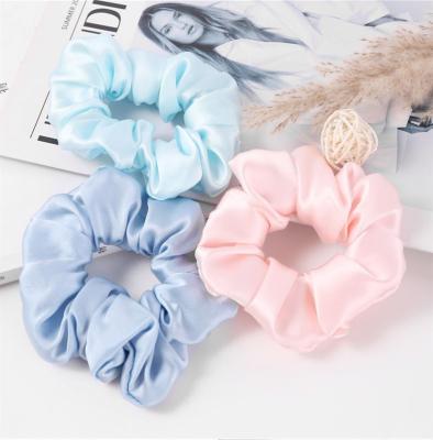 China Luxury Oversized Hair Scrunchies Large Bundle Custom Mulberry Silk Set Hair Scrunchies 100% Pure Silk for sale