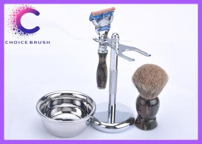 China Camouflage Toiletry Travel Shaving Kit with Pure Badger Brush And Fusion Razor for sale