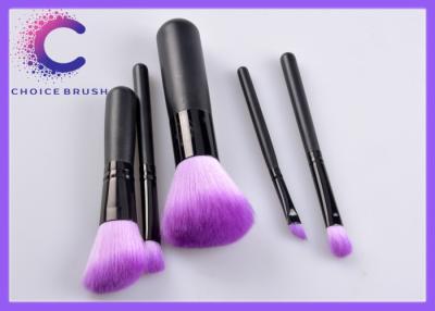 Chine Brosse de lecture pourpre de maquillage de marque de distributeur cosmétique de promotion pour la beauté à vendre