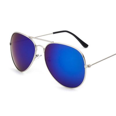 China High quality unisex classic 3025/3026 metal sunglasses CE wholesale ready made glass fashion sunglasses for sale