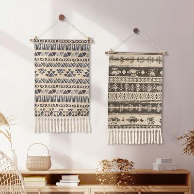 China Customized Creative Waterproof Nordic Boho Cotton Rope Woven Tassel Tapestry Macrame Wall Hanging Living Room Decorations for sale