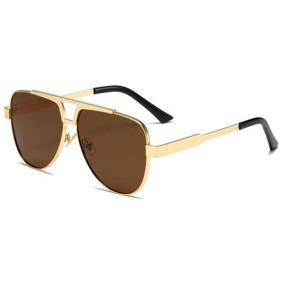 China 2022 Fashion Sunglasses Eyewear 24461 Metal Frame UV400 Gradient Men Shades Sunglasses for sale