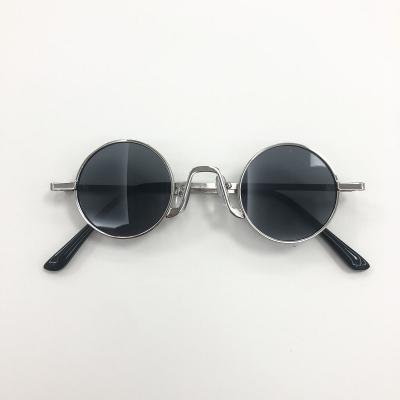 China Fashion sunglasses 581 small round sunglasses boy of the newest retro custom made logo and colorful 2021 girl metal sunglasses for sale