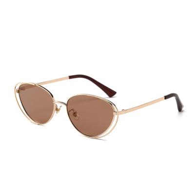 China Fashion Sunglasses 30023 Women Customized Irregular Shape Colorful Shades Double Metal Frame Cat Eye Shades UV400 Sunglasses for sale